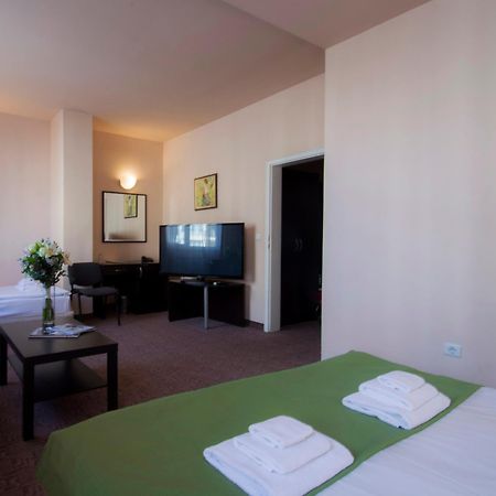 Hotel City Inn Szófia Kültér fotó